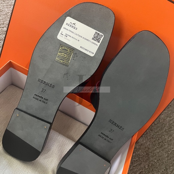 Hermes Navy Blue Red Oran Sandals Summer 2022 Limited Color Sz 37 - Picture 3 of 4
